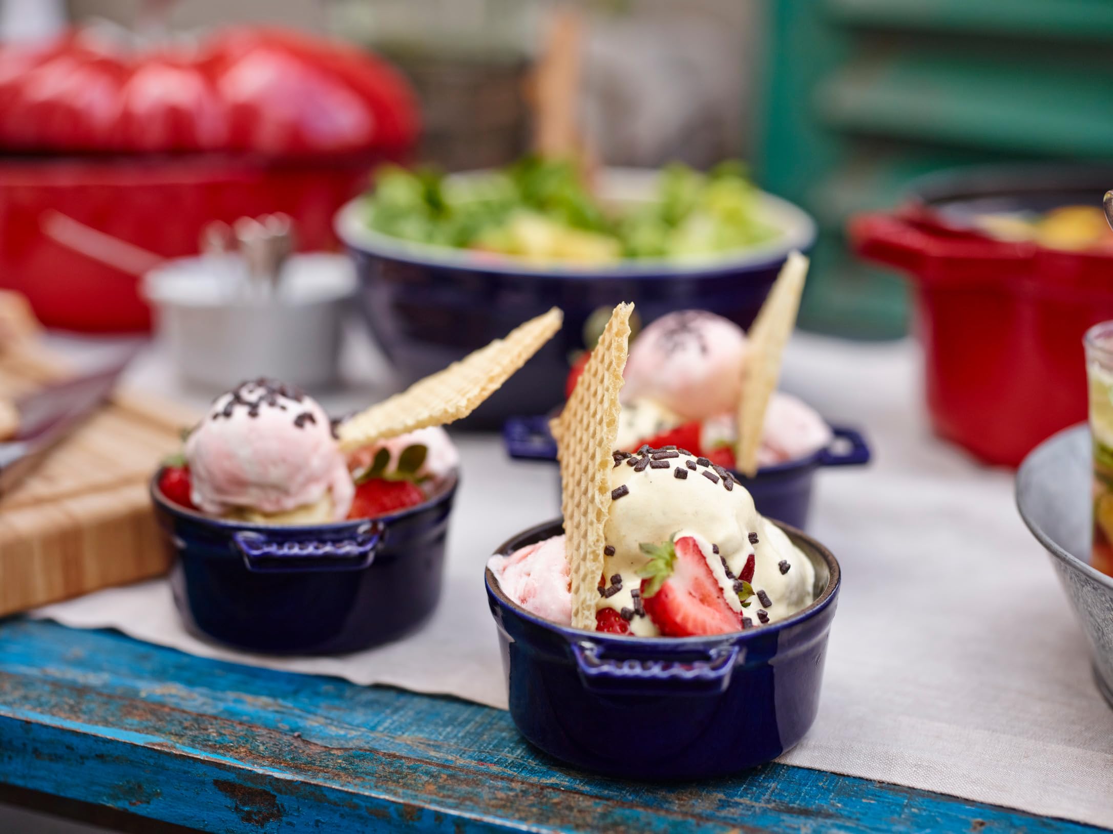 Amazon｜staub ストウブ 「 ミニ ピコ ココット ラウンド グランブルー